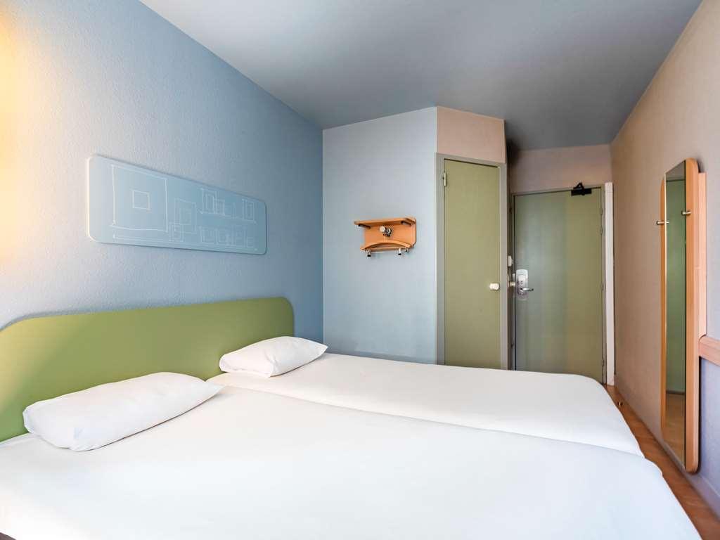 Ibis Budget Lyon Βιλερμπάν Δωμάτιο φωτογραφία